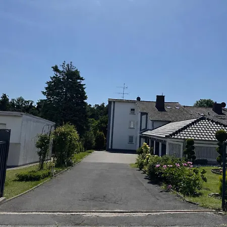 Elvira 2 Apartman *